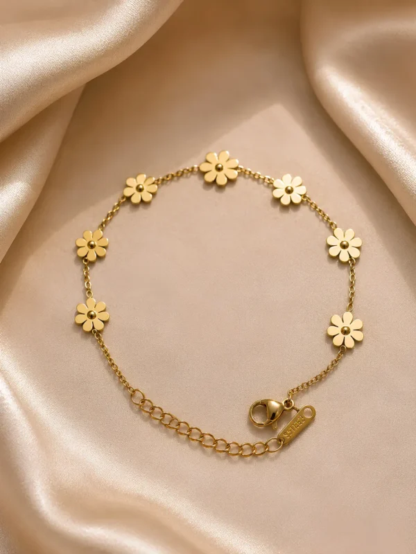 Bloom Charm Bracelet