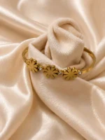 Daisy Bloom Bracelet