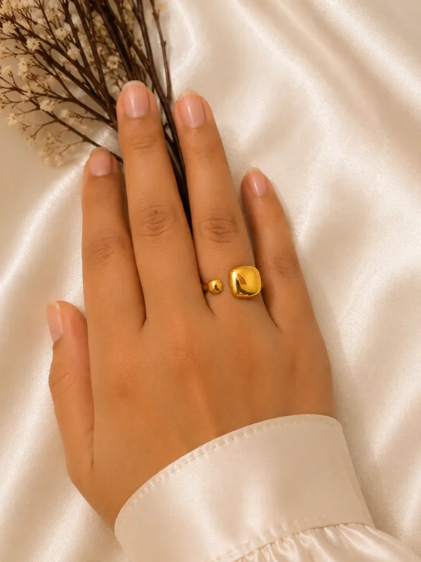 Double Dome Ring