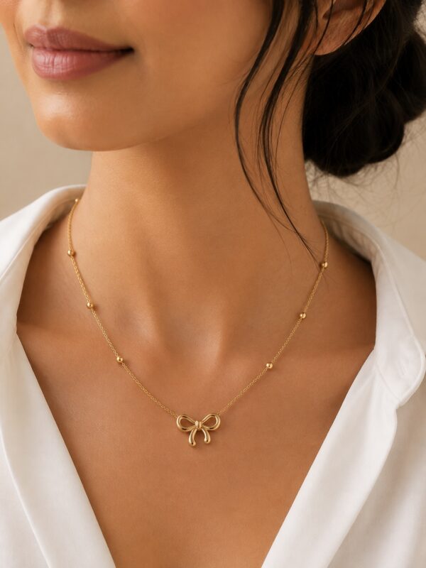 Grace Bow Necklace
